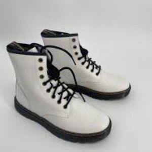 New Dr Martens AirWair (Zavala Leather Combat)